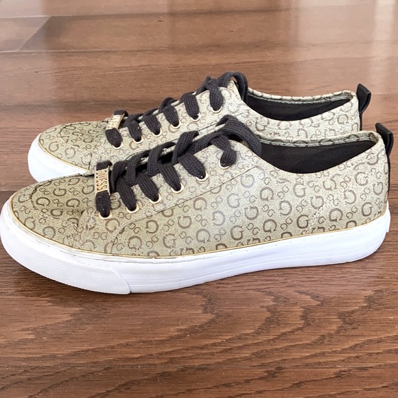 signature Gs sneakers Brown and tan G by GUESS size 9 - Picture 3 of 14